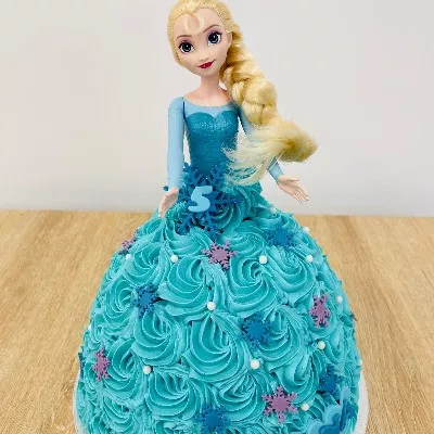 gateau-poupee